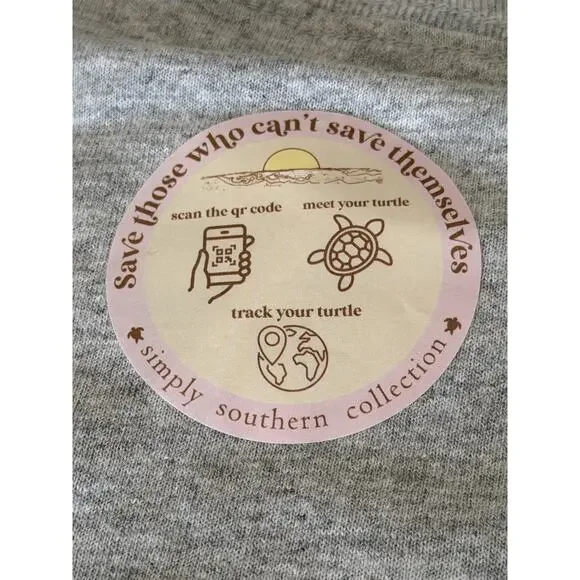 Simply Southern Gray Turtle Tracker Christmas Holiday Tee Shirt Size Small - Picture 4 of 9
